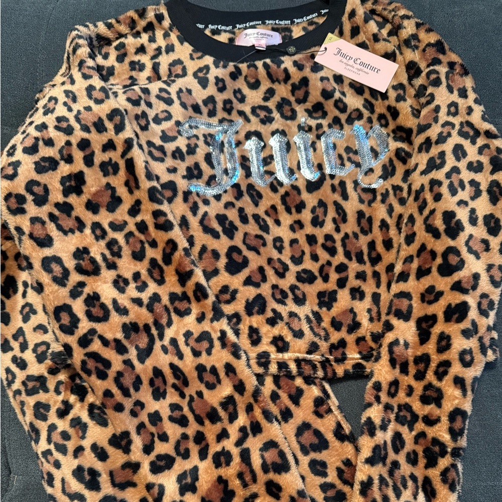 NWT Juicy Couture women Leopard loungewear set cropped top with pants